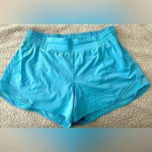 Lululemon HR Hotty Hot 4” inseam Blue Chill